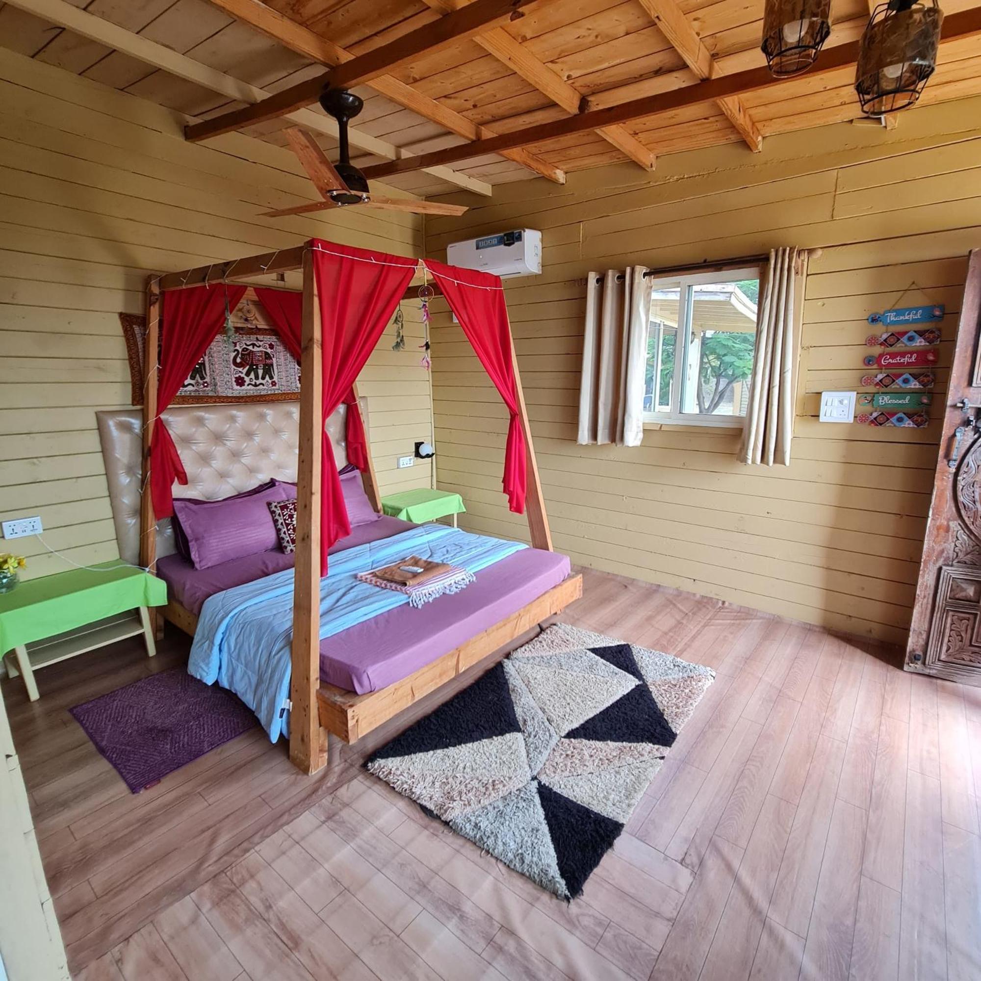 Love Temple Beach Resort Arambol Ngoại thất bức ảnh