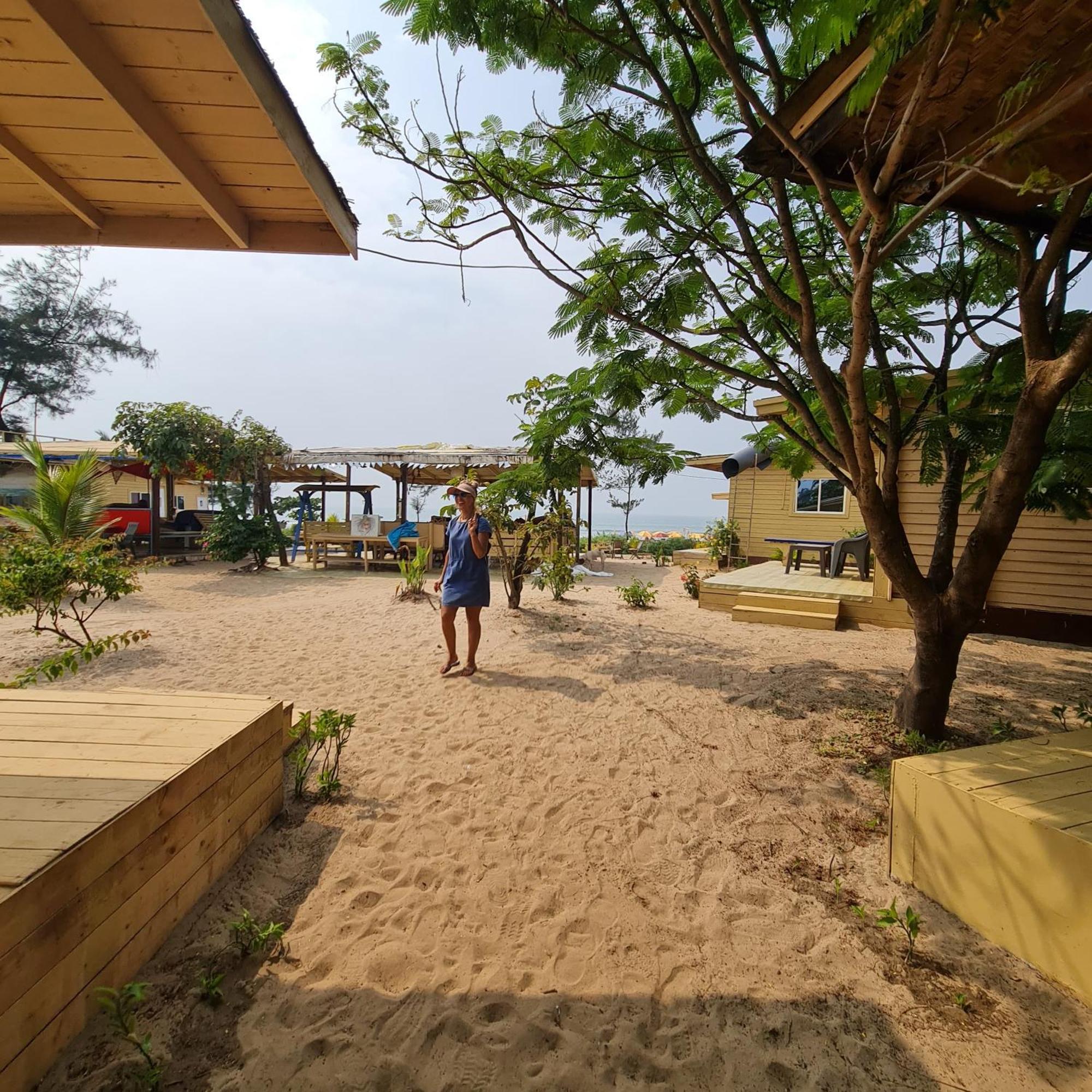 Love Temple Beach Resort Arambol Ngoại thất bức ảnh